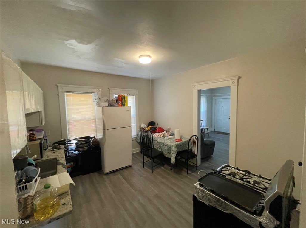 Curtis Ambler & Pixleys - Residential Income