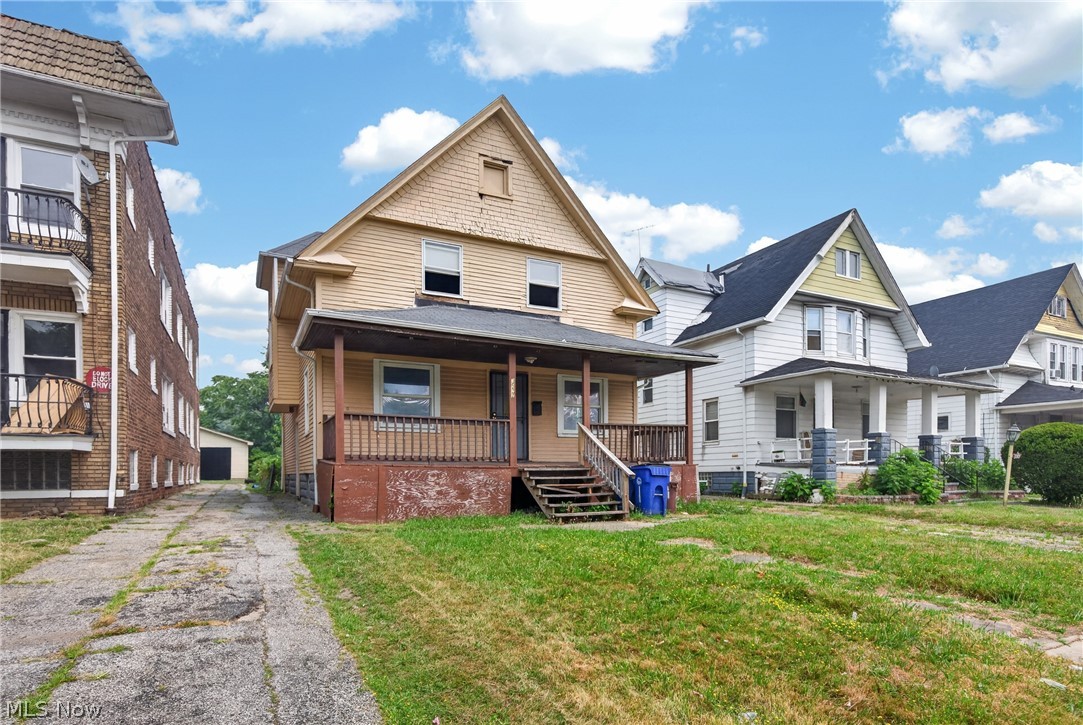 3527 E 140th Street