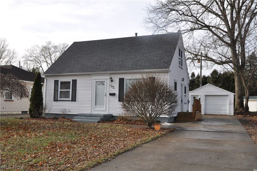 Super clean, cozy Cape Cod featuring 3 bedrooms, hardwood floors, updated kitchen w/stainless appliances, additional space for sitting area upstairs, new roof 8/2017, waterproofed basement 2012, furnace & AC 2011.