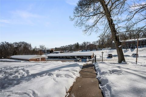 Tiny photo for 6930 Carriage Hill Drive #101, Brecksville, OH 44141 (MLS # 5185142)