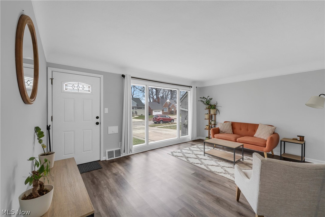Carl A Steins East 262nd St Su - Residential