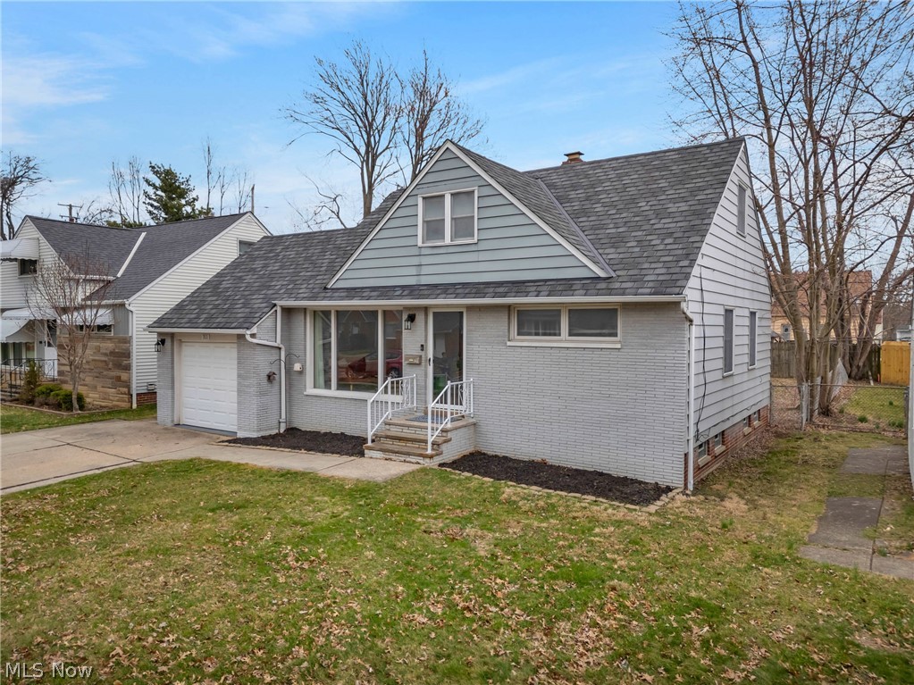 311 E 262nd Street
