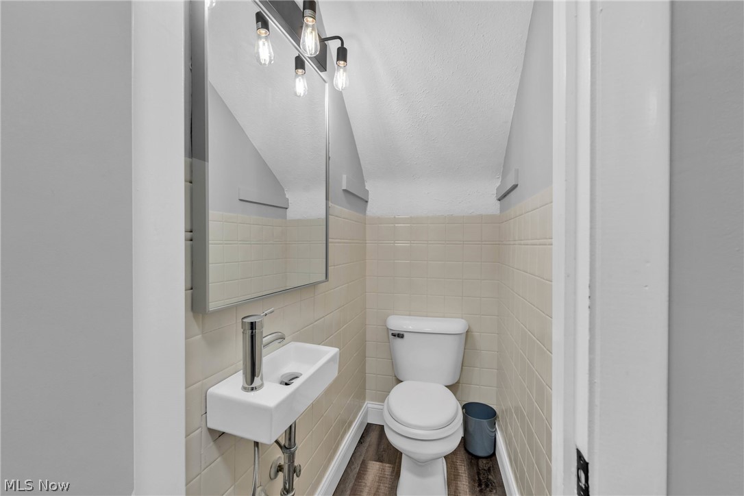 Carl A Steins East 262nd St Su - Residential