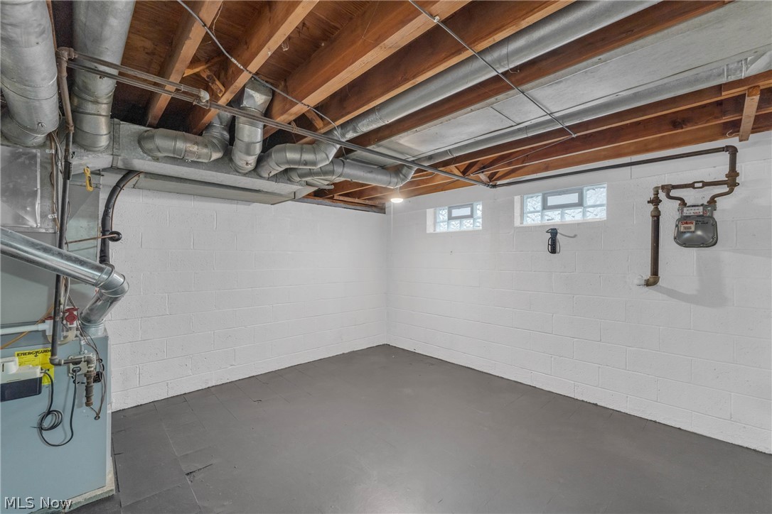 Carl A Steins East 262nd St Su - Residential