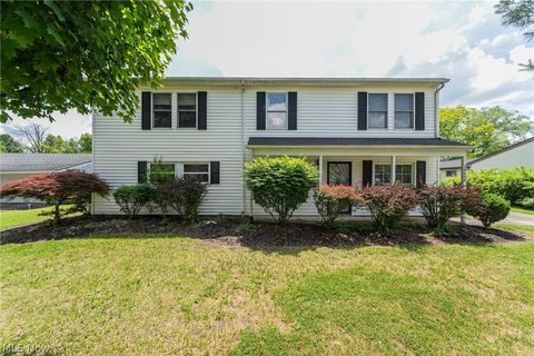 Single Family Residence in Bedford Heights OH 24600 Sherborne Road.jpg