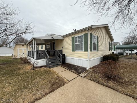 615 Sandpiper Lane SE, New Philadelphia, OH 44663 - #: 5102915