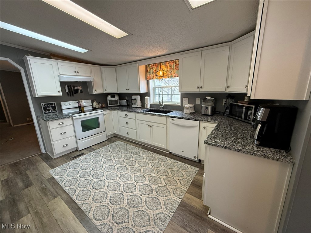 615 Sandpiper Lane, New Philadelphia, Ohio image 17