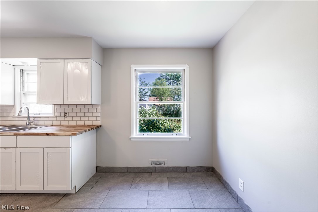 H A Stahl Properties Cos Ridg - Residential