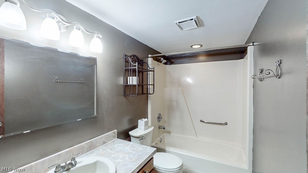 Pinemill Ridge Condo Estates - Residential