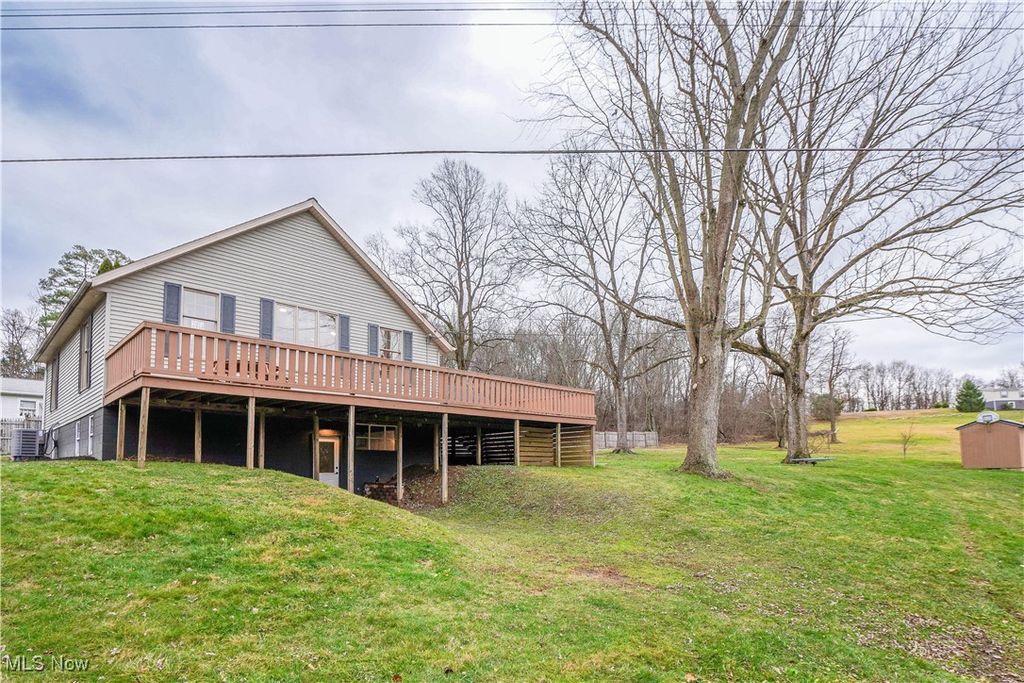 Photo of 2622 Howenstine Drive SE, East Sparta, OH 44626 (MLS # 5174239)