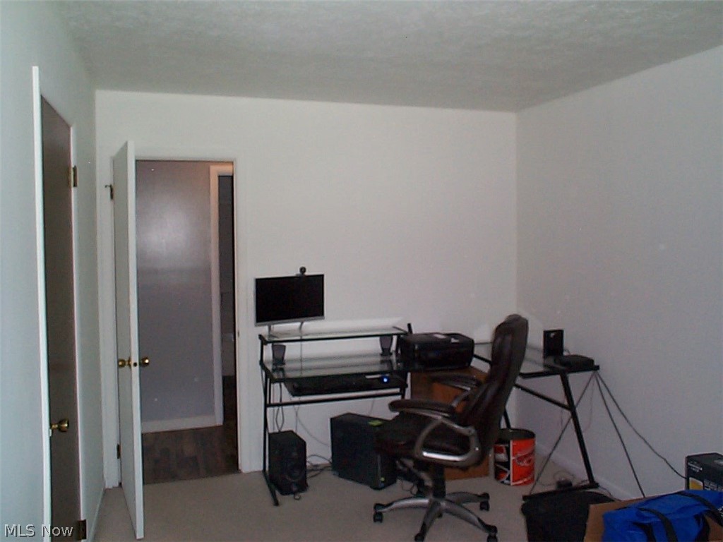 Mentor View 02 - Residential