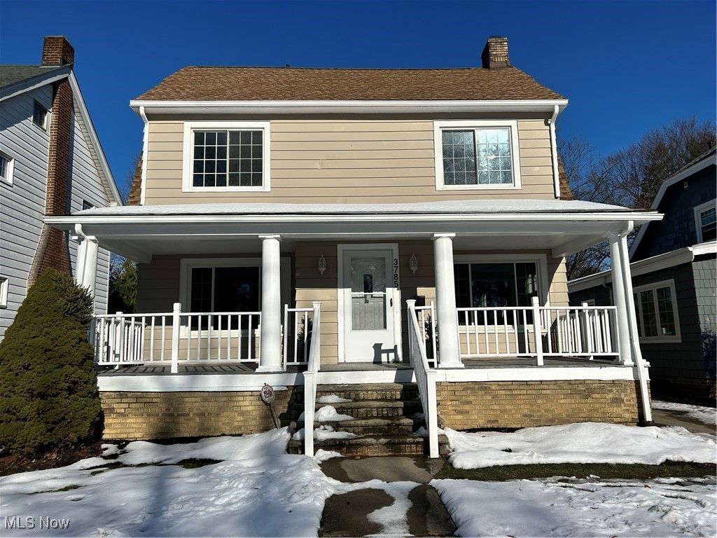 Photo of 3785 Glenwood Road, Cleveland Heights, OH 44121 (MLS # 5178036)