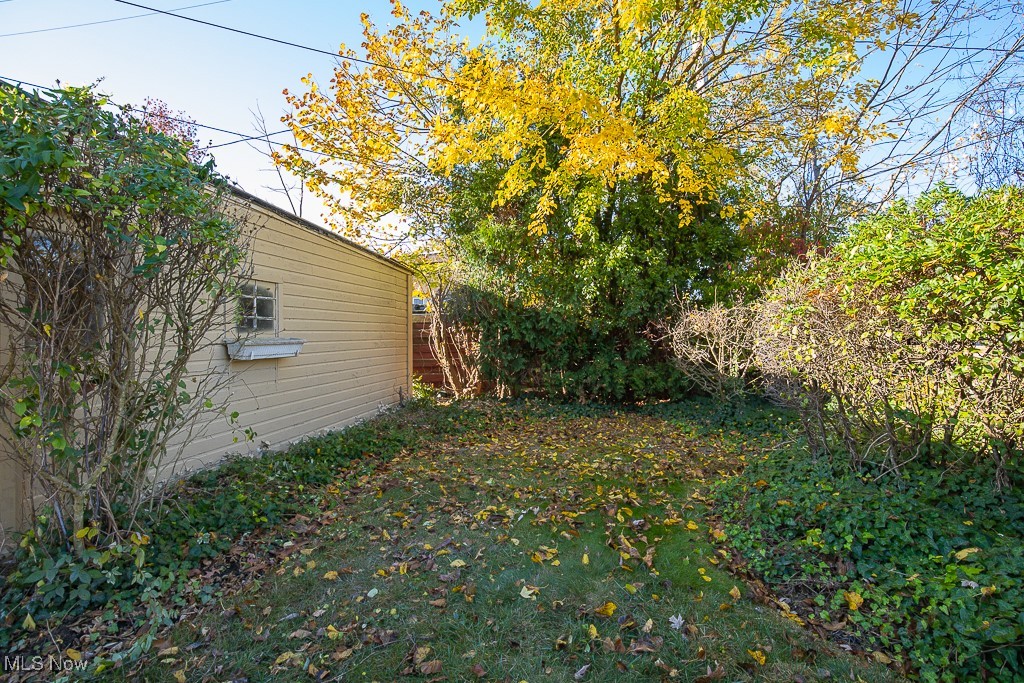 3136 Becket Road, Cleveland, Ohio image 35