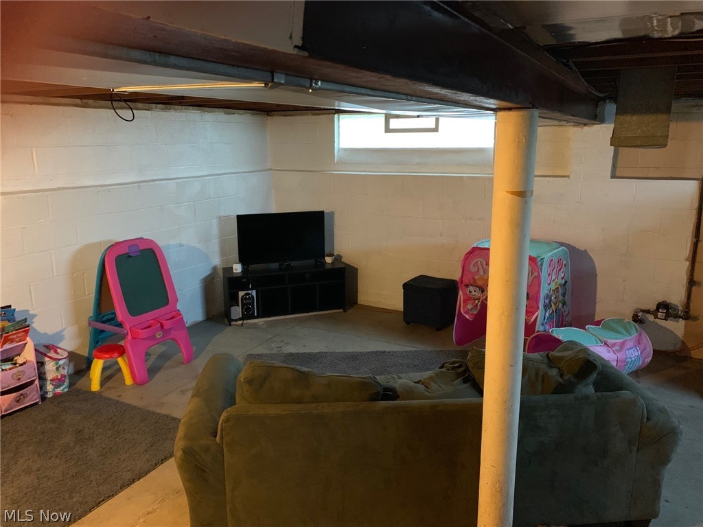 Ford Realty Cos Liberty 05 - Residential