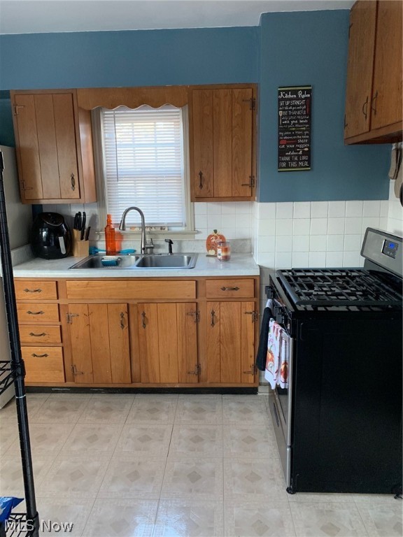 Ford Realty Cos Liberty 05 - Residential