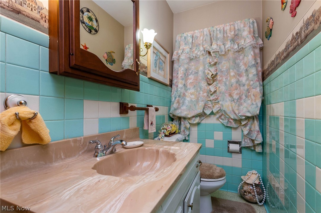 Hill Realty Cos 01 - Residential