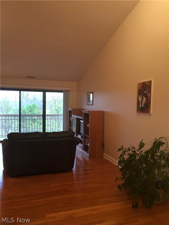 Enclave/Rosemont Rdg Condo Own - Residential Lease