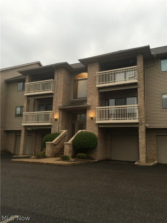 Enclave/Rosemont Rdg Condo Own - Residential Lease