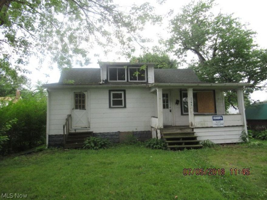 **NEW PRICE** Bungalow Home Situated on a Private Double Lot with Large Galley Kitchen and Newer Flooring. Some Replacement Windows. Full Basement and Storage Shed. Home needs some restoration work allowing for many possibilities in remodel. Plenty of yard for children and pets, Easily Fenced. This is a Great Investment Opportunity! Location near Arlington Shopping, Freeways, Bus Lines, and Schools. Make an appointment today, its worth a look. Property is to be Sold AS-IS with all Faults and any/all remaining contents. Seller has no reports or disclosures. Buyer is responsible for due diligence in researching all taxes, assessments, and any other with appropriate authority. Seller does not pay for inspections, warranties, repair, surveys. Agents see broker remarks for Offer instructions and requirements. Attachments must be signed and returned with your offer.