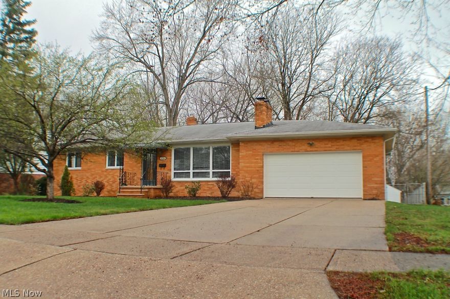 Beautiful well maintained Brick Ranch in Silvercrest.  Spacious great room and welcoming fireplace, huge front window lets in plenty of light. The kitchen will delight you with its gorgeous granite floors, marble back splash, complete with double ovens and countertop gas cooktop.  Also featuring rich Mahogany kitchen cabinets, with plenty lot storage space along with a 36 bottle wine refrigerator. Bright, spacious sunroom with porcelain floors and enclosed porch.  The master and guest baths have granite counters, marble floors and marbled tiled shower in master. Cedar lined closed in the Basement for extra storage as well as a fireplace, and bar area for entertaining.  Two car garage with nature stone floor.  Enjoy the lovely backyard with enclosed patio. This home is ready for you, all you have to do is move in!