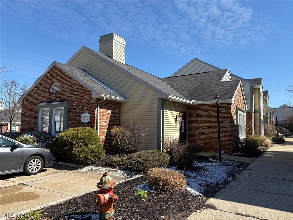 Ross Commons Condo - Commercial Sale
