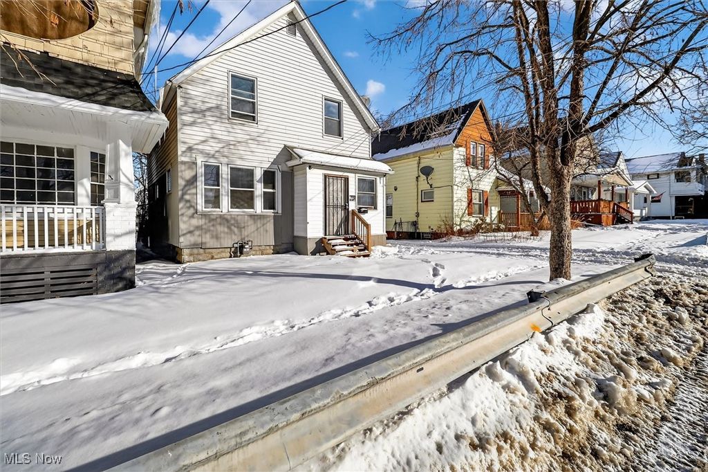 Photo of 4002 Ardmore Avenue, Cleveland, OH 44109 (MLS # 5184877)