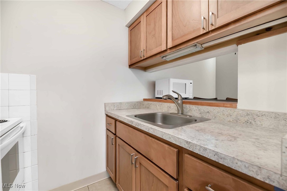 14567 Madison Avenue #206, Lakewood, Ohio image 25