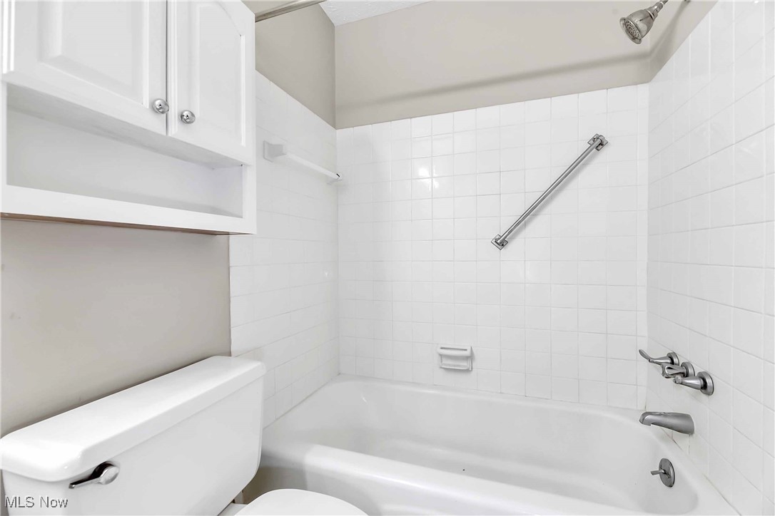 14567 Madison Avenue #206, Lakewood, Ohio image 32