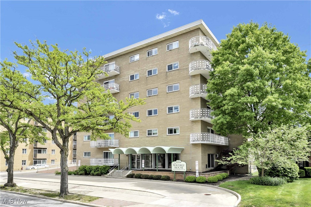 14567 Madison Avenue #206, Lakewood, Ohio image 2