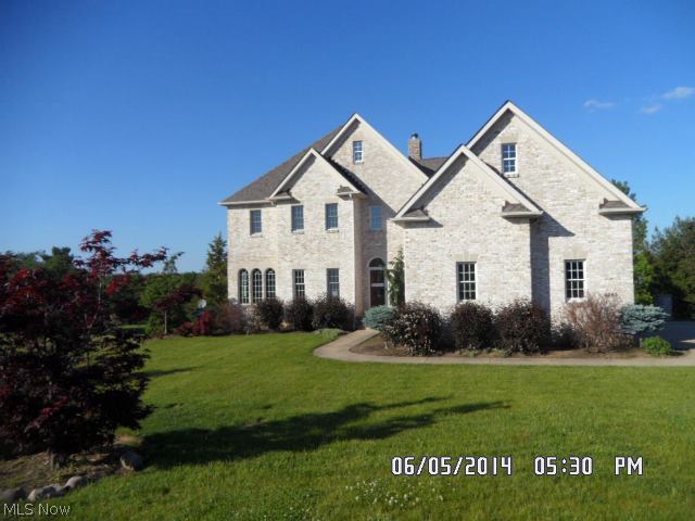 Fox Meadows - Residential