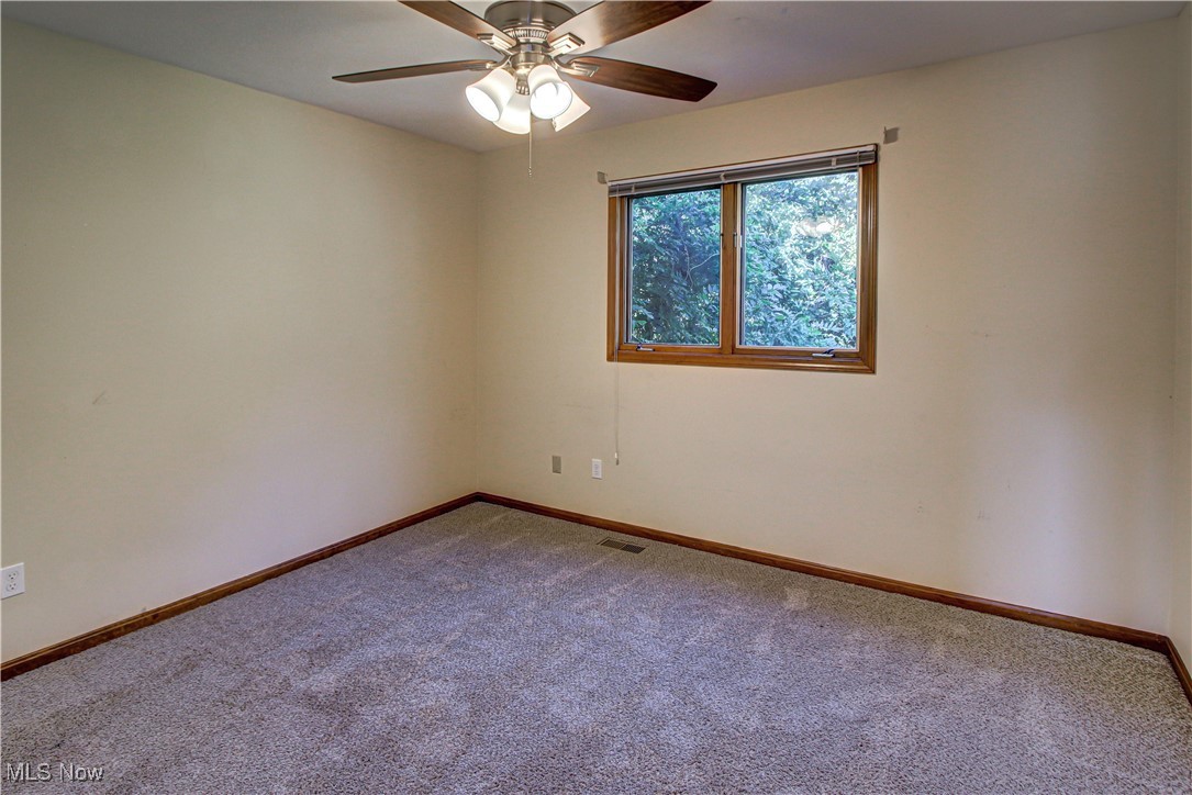 15030 Waterford Drive, North Royalton, Ohio image 29
