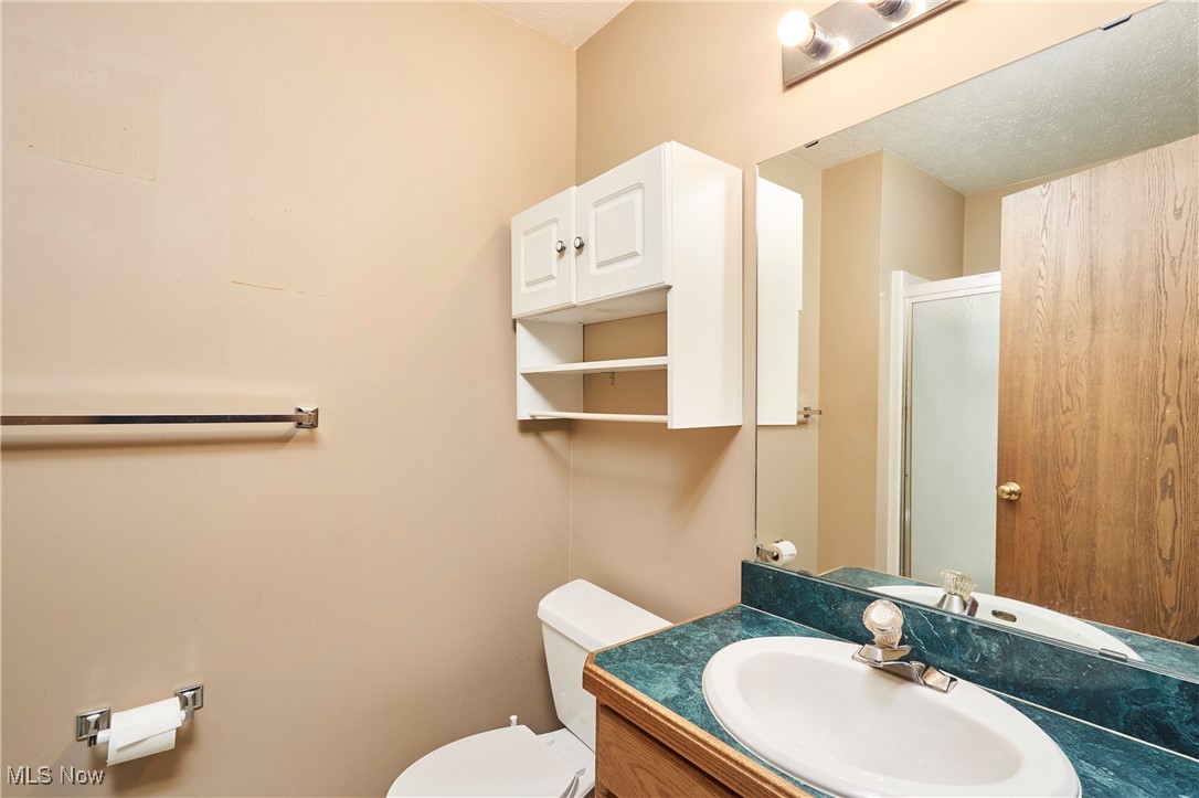 Courts of Country Lakes - Residential