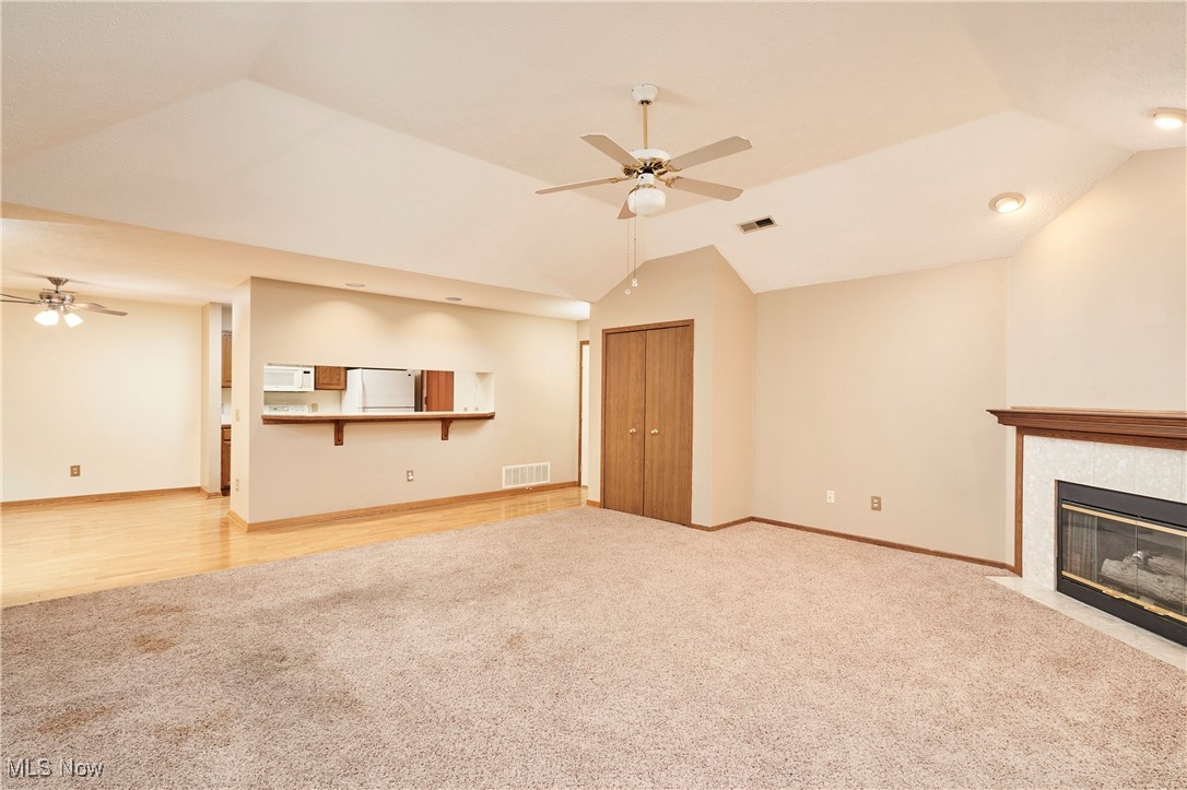 Courts of Country Lakes - Residential