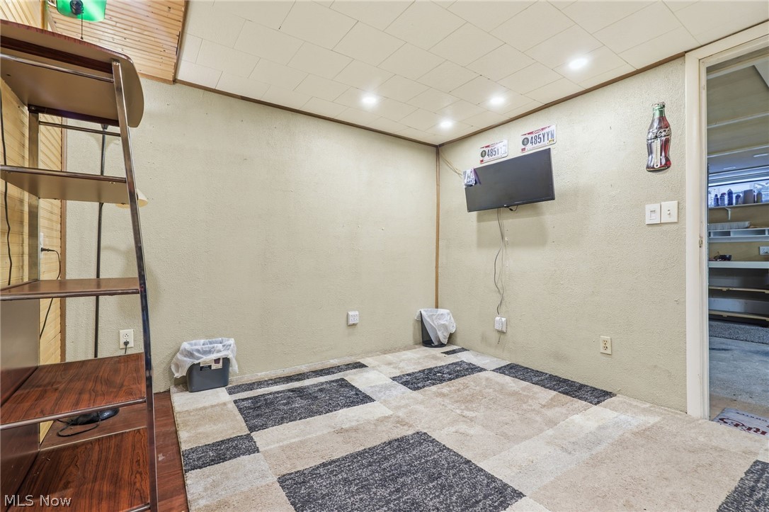 Stark Agency & Bldg Co Allotme - Residential