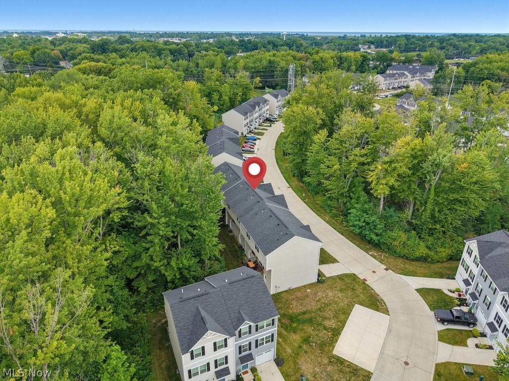 185 Raintree Lane