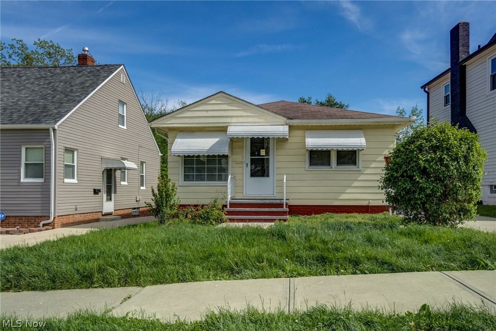 Photo of 4407 Woodway Avenue, Parma, OH 44134 (MLS # 5212545)