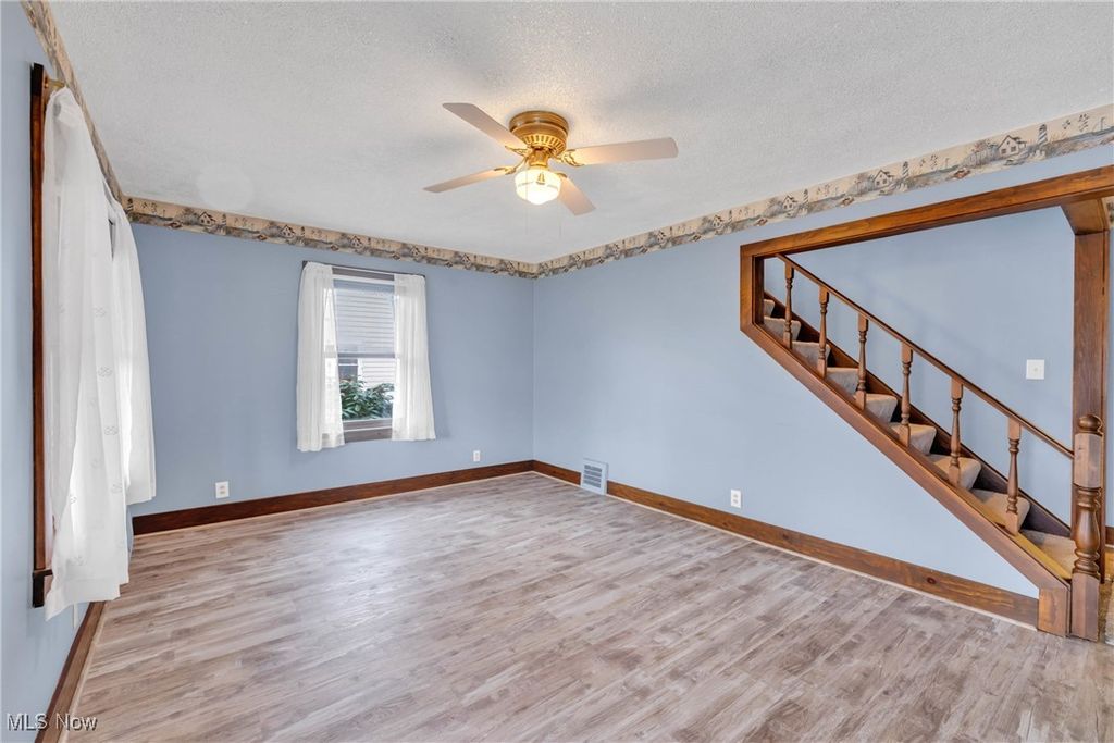 Photo of 411 Glenwood Drive, Painesville, OH 44077 (MLS # 5173833)