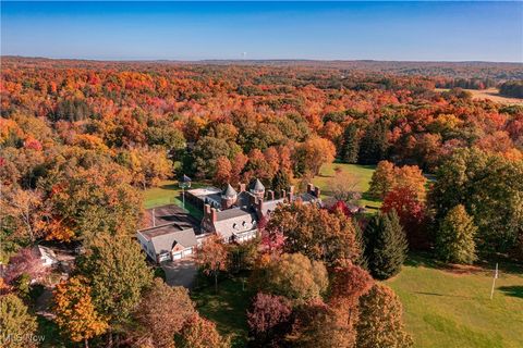 3450 Roundwood Road Hunting Valley OH 44022