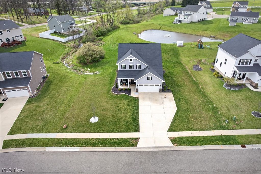 Photo of 6122 Lavenham Road SW, Massillon, OH 44646 (MLS # 5201486)