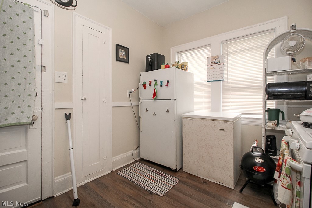 Jankovsky & Bubnas - Commercial Sale