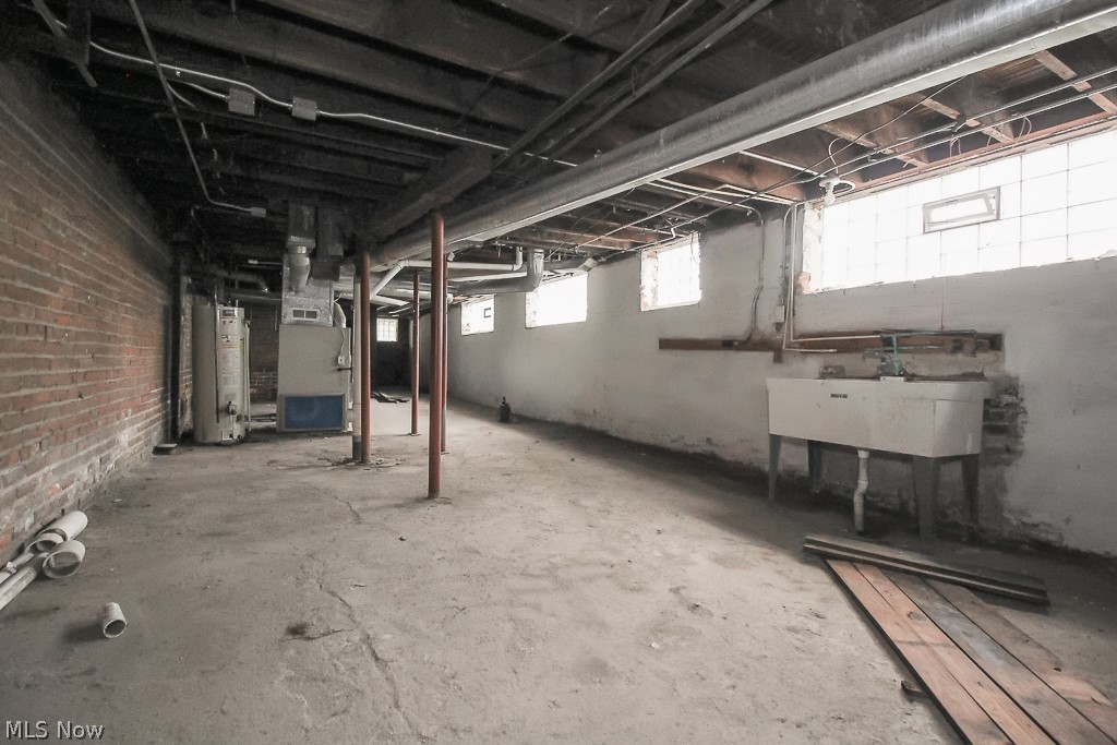 Jankovsky & Bubnas - Commercial Sale