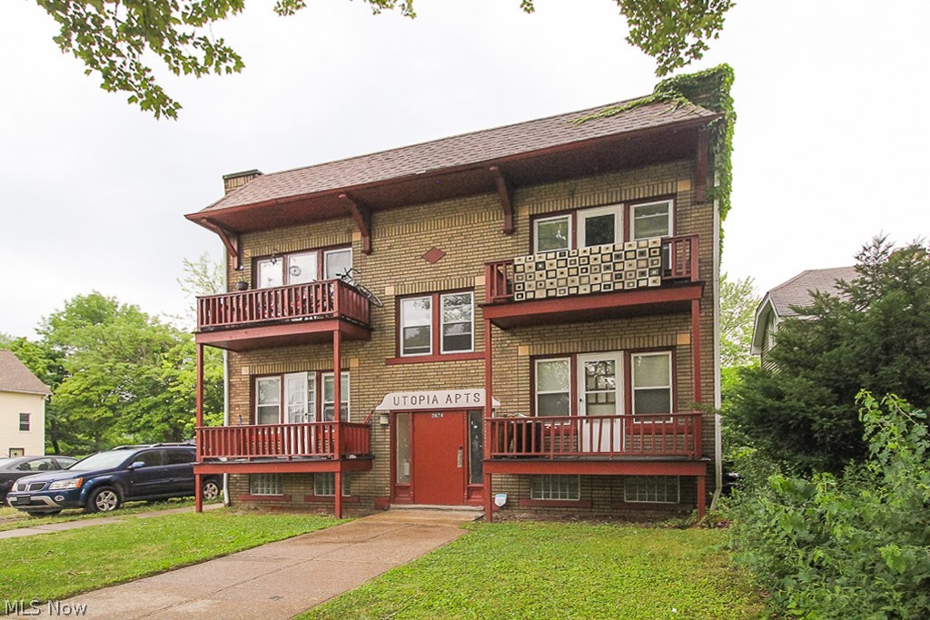 Jankovsky & Bubnas - Commercial Sale