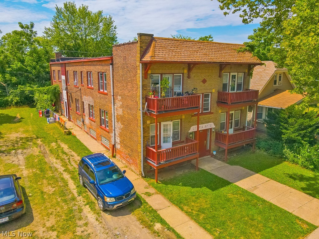 Jankovsky & Bubnas - Commercial Sale