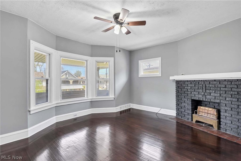 Photo of 10109 Almira Avenue, Cleveland, OH 44111 (MLS # 5204933)