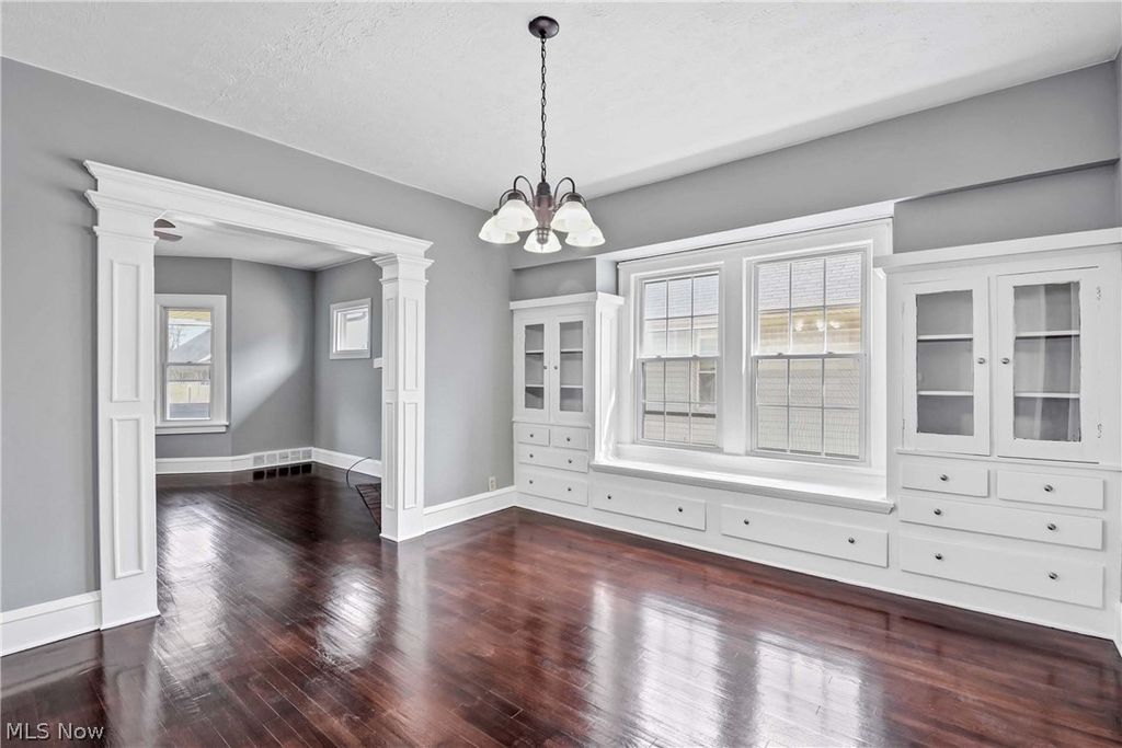 Photo of 10109 Almira Avenue, Cleveland, OH 44111 (MLS # 5204933)