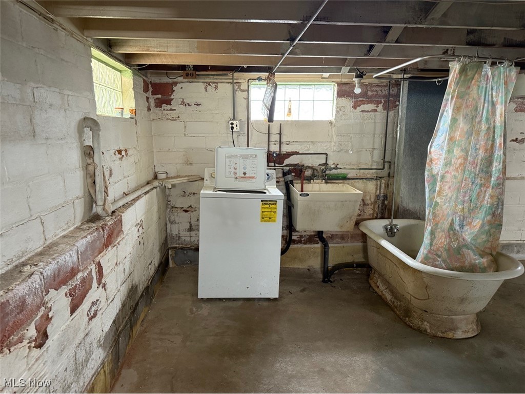 1550 E 172nd Street, Cleveland, Ohio image 24