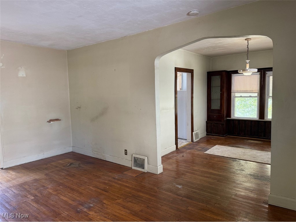 1550 E 172nd Street, Cleveland, Ohio image 7