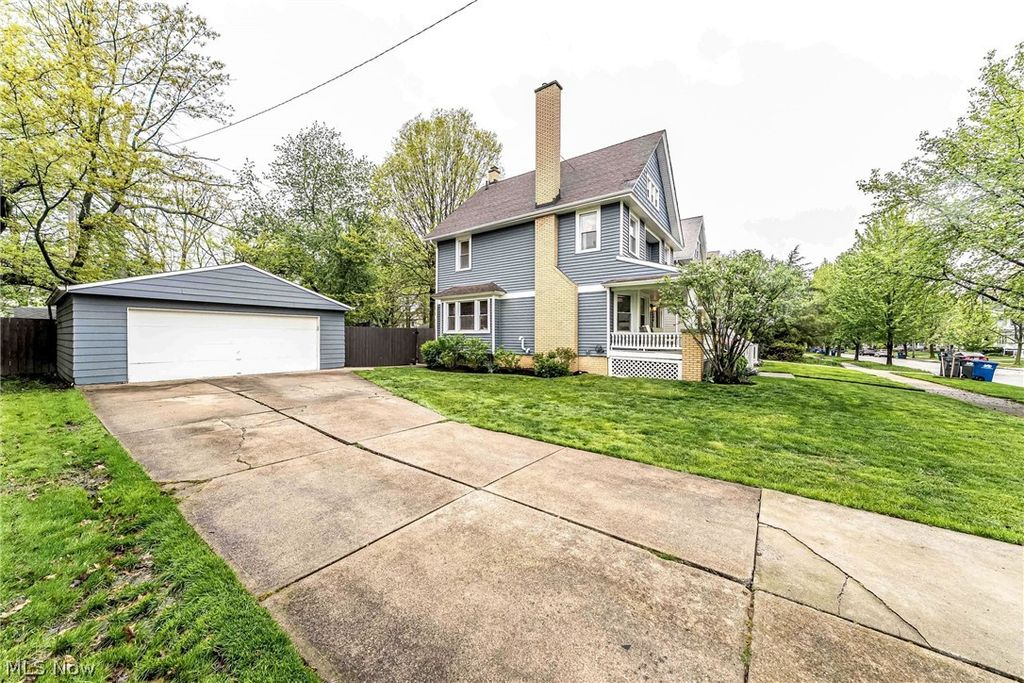 Photo of 1306 Marlowe Avenue, Lakewood, OH 44107 (MLS # 5205794)