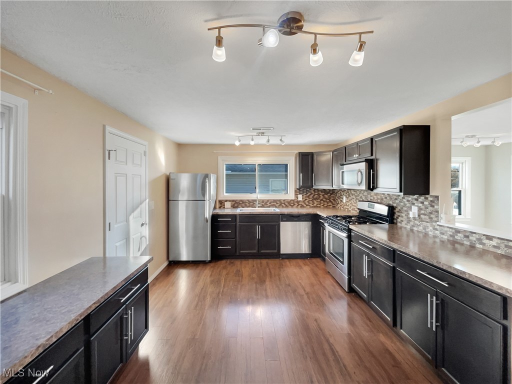 Ab Barto Sub 2 - Residential