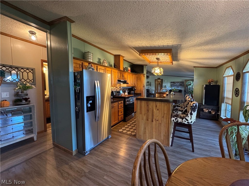 2600 Vickers Road
